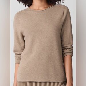 Eileen Fisher Italian Cashmere Crew Neck Top. NWT